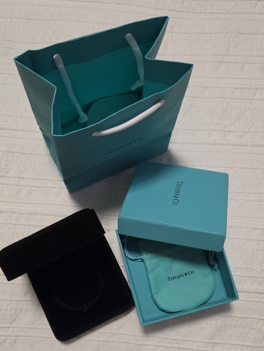 Tiffany & Co. Robin's Egg Blue Gift Set with Black Velvet Case